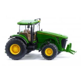 Wiking 039103 John Deere 8330  Maßstab 1:87