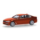 Herpa 430692-006 BMW 5er (G30) Limousine, valenciaorange...