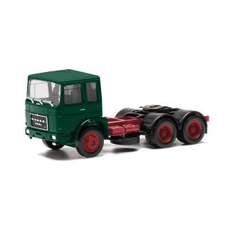 Herpa 310567-004 Roman Diesel Zugmaschine 3achs (6x4), moosgrün Maßstab 1:87