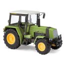 Busch 50407 Traktor Fortschritt ZT 323-A hellgrün,...