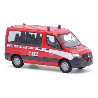 Busch 53467 Mercedes-Benz Sprinter kurz Feuerwehr Frankfurt am Main, Bj. 2018 Maßstab 1:87