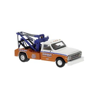 Brekina 19667 Chevrolet C30 Abschlepper, Suburban Maßstab 1:87