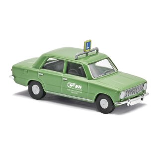 Busch 87010 Lada 1200 Fahrschule, grün Maßstab 1:120