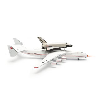 Herpa 562874 Antonov AN-225 Mriya & RKK Energiya Buran Space Orbiter Set mit Sensor - CCCP-480182 Maßstab 1:400