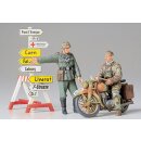 Tamiya 300035241 1:35 Diorama-Set Motorrad m.W