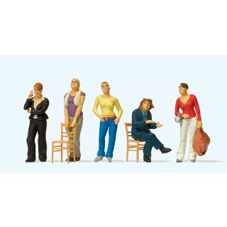 PREISER 65359 Junge Damen Massstab: 1:43