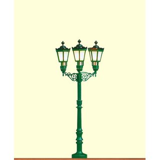 BRAWA 5223 Spur H0 Alte Platzleuchte, 3-fach
