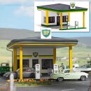 *Busch 1577 BP Tankstelle Maßstab H0