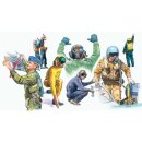 ITALERI 510001246 1:72 NATO Piloten und Bodenpersonal