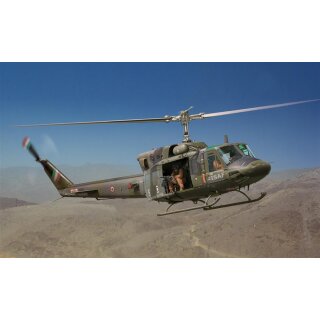 ITALERI 510002692 1:48 AB 212 /UH 1N
