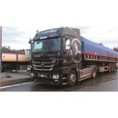 ITALERI 510003884 1:24 MercedesBenz Actros 1851 Blackliner