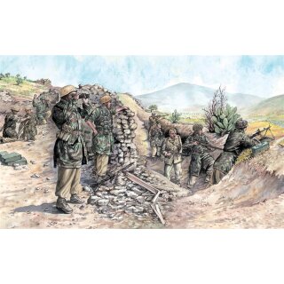 ITALERI 510006134 1:72 WWII De.Fallschirmtruppe Trop.Unif.