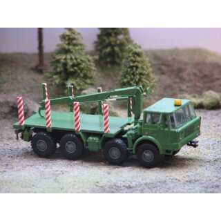 SDV 10302 Bausatz Tatra T813 8x8 Holztransportfahrzeug Massstab: 1:87