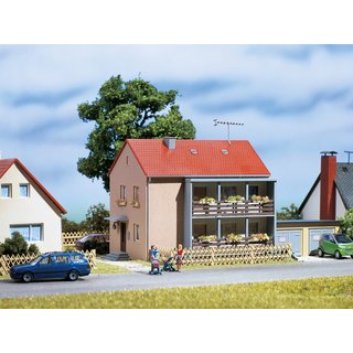 Auhagen 12236 Mehrfamilienhaus  Spur H0/TT