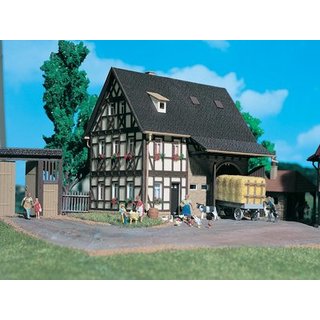 Vollmer 43731 H0 Bauernhaus mit Scheune und