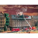 Vollmer 43785 H0 Brennendes Finanzamt mit F