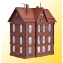 Vollmer 43806 H0 Eisenbahner-Wohnhaus mit F