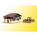 Vollmer 43960 H0 Almgasthof mit Holzterasse
