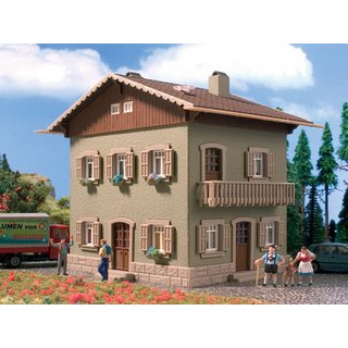 Vollmer 49231 H0 Wohnhaus, Start und Spar-S